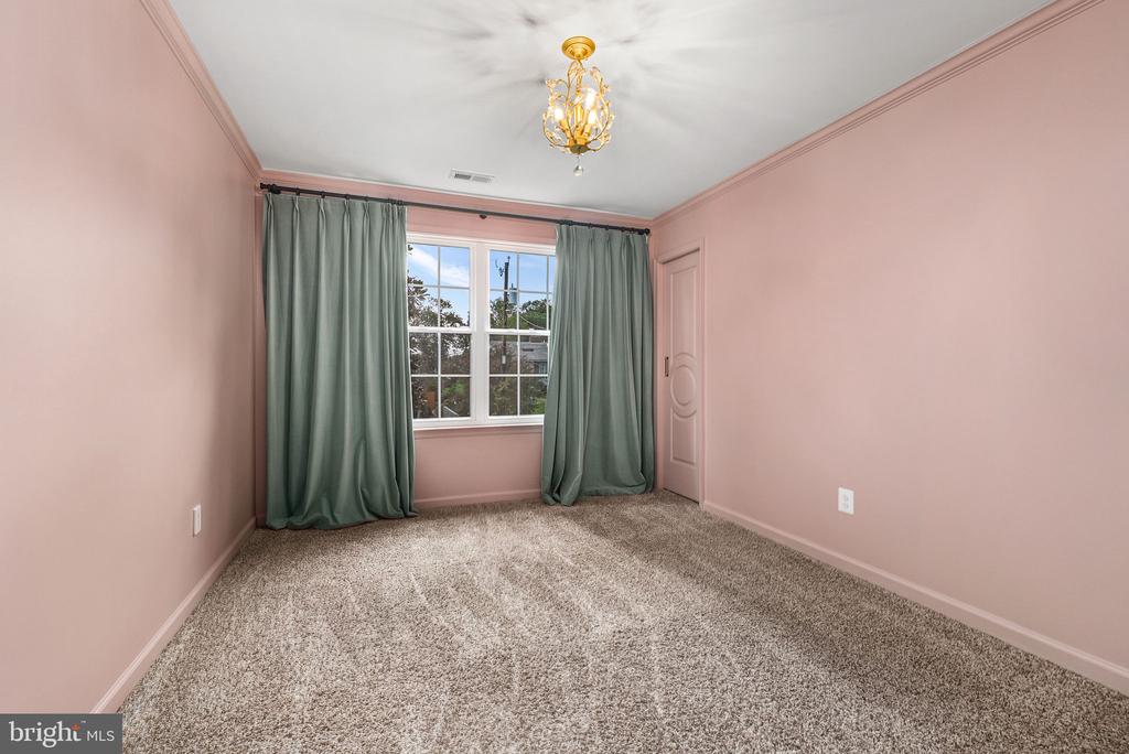 11 N FRENCH STREET