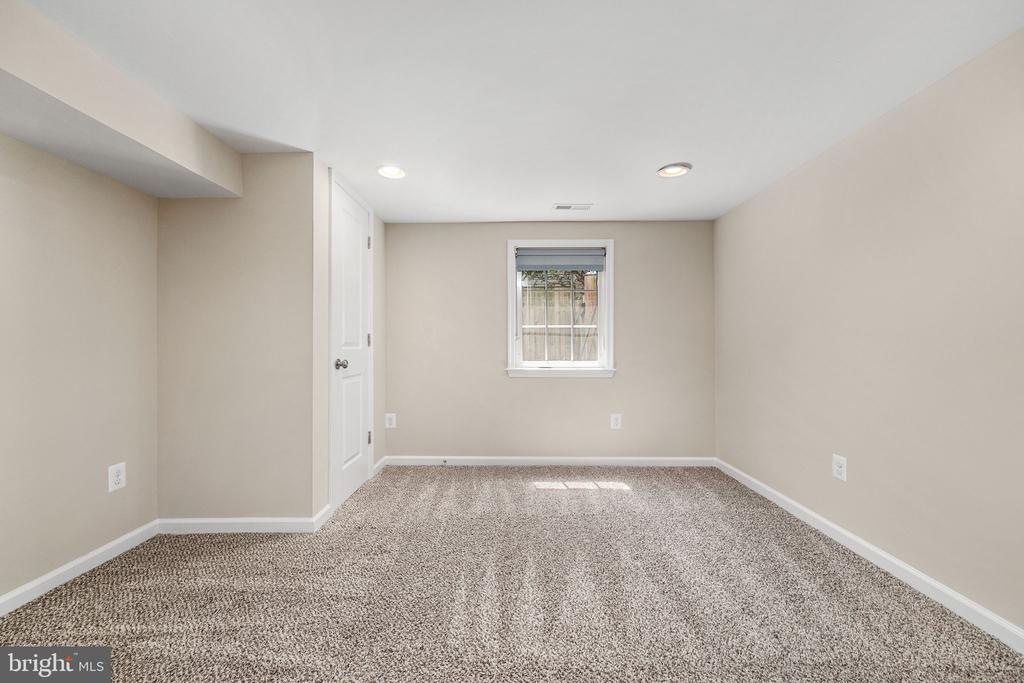 11 N FRENCH STREET