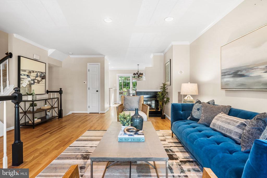 1258 QUAKER HILL DRIVE