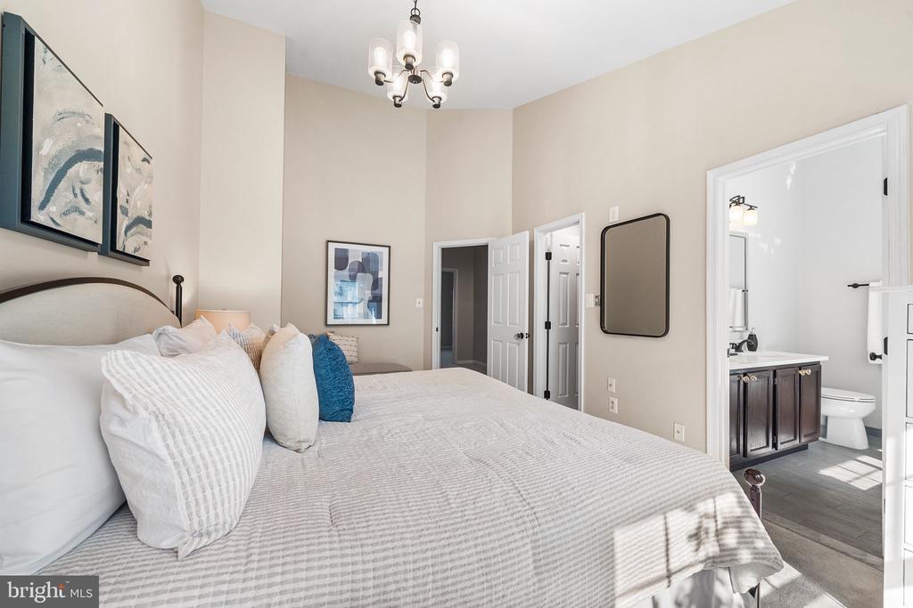 1258 QUAKER HILL DRIVE