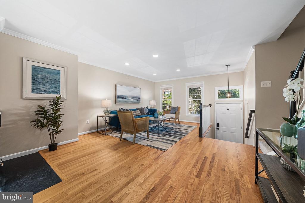 1258 QUAKER HILL DRIVE
