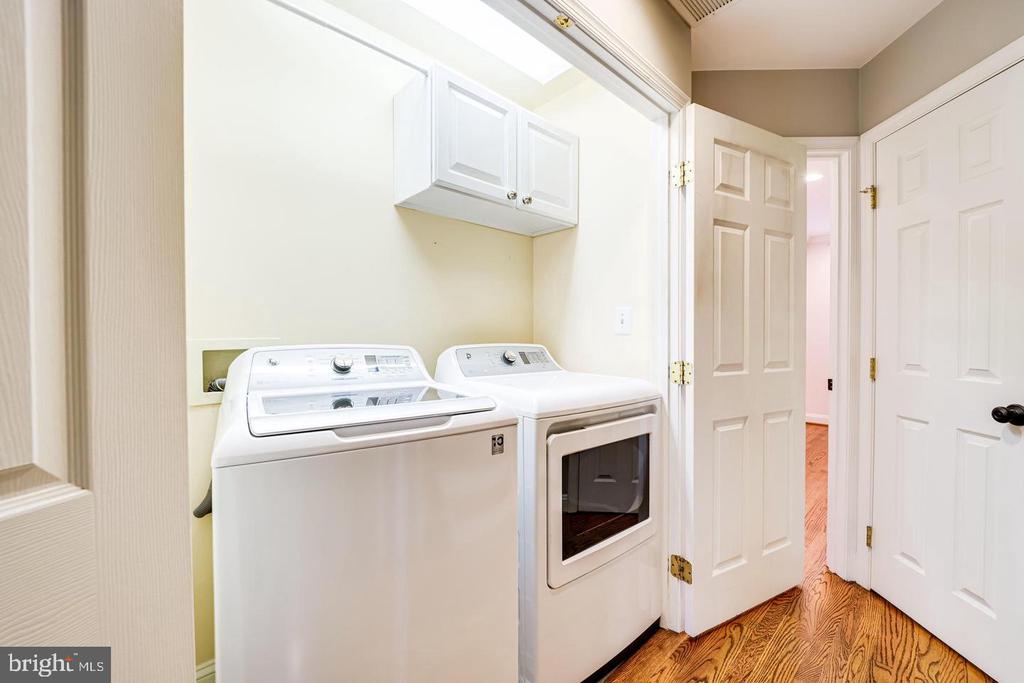 819 RIVERGATE PLACE