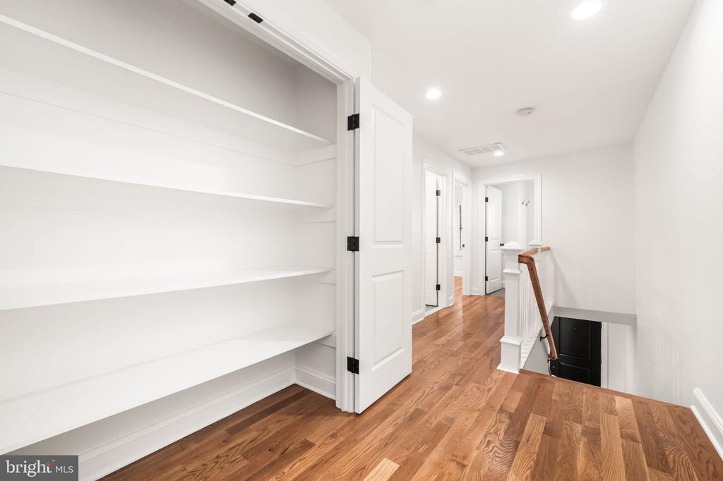 315 N ALFRED STREET