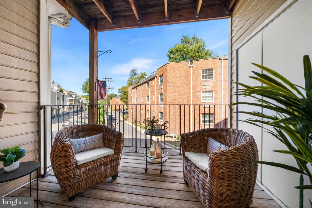 709 MASSEY LANE N Unit: A