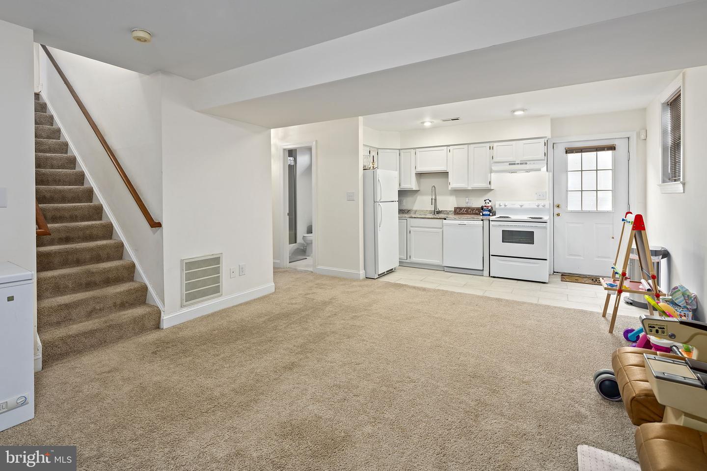 3713 Washington Woods Dr