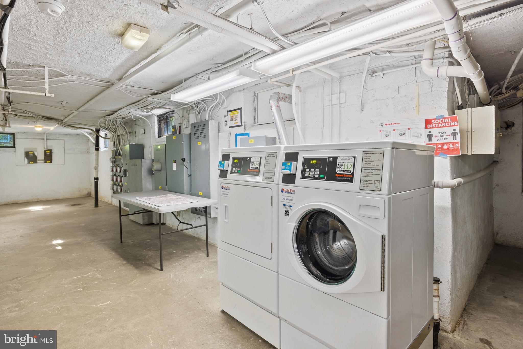 6601 E Wakefield DRIVE Unit: B2