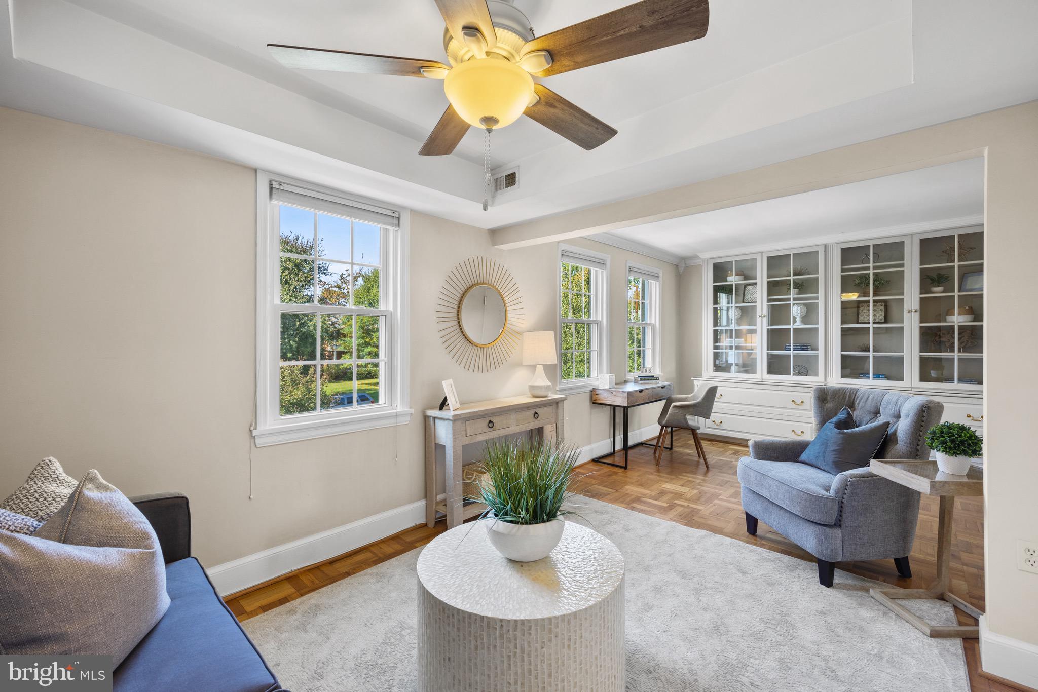 6601 E Wakefield DRIVE Unit: B2