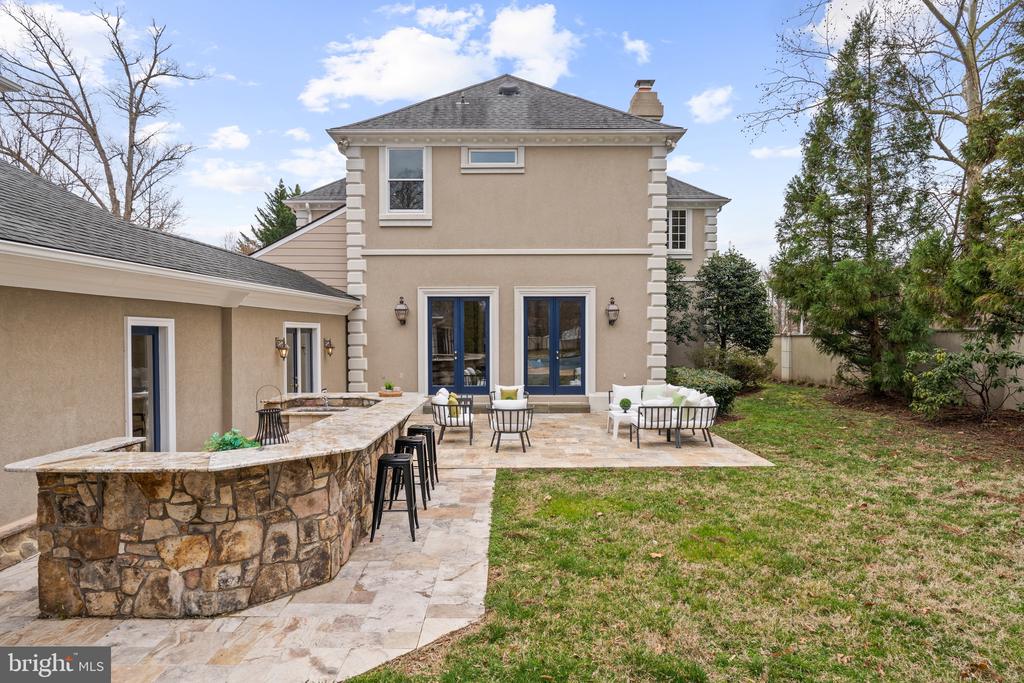 1500 Collingwood Rd
