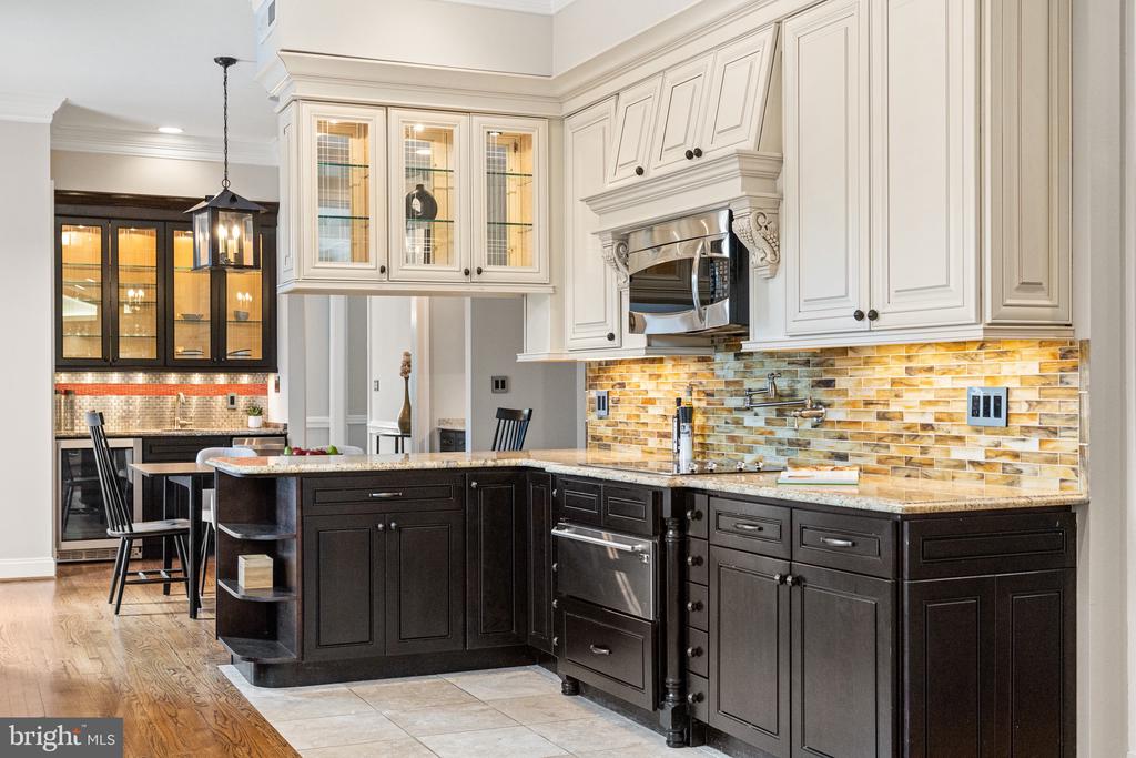 1500 Collingwood Rd