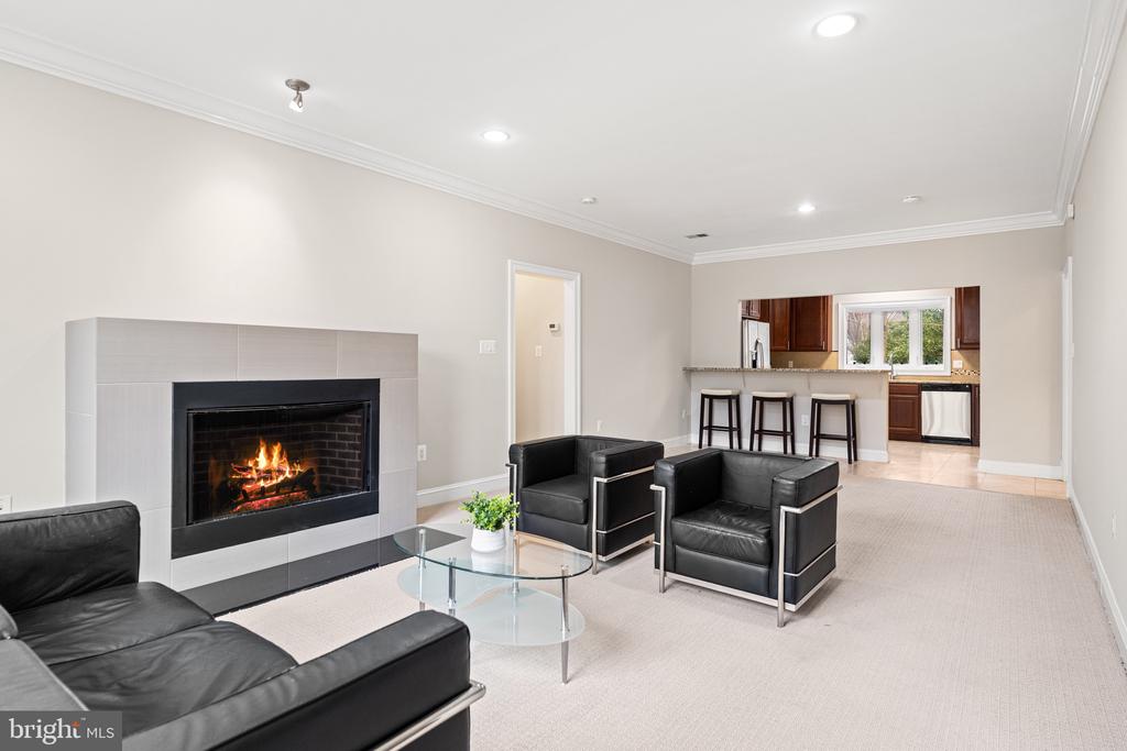 1500 Collingwood Rd
