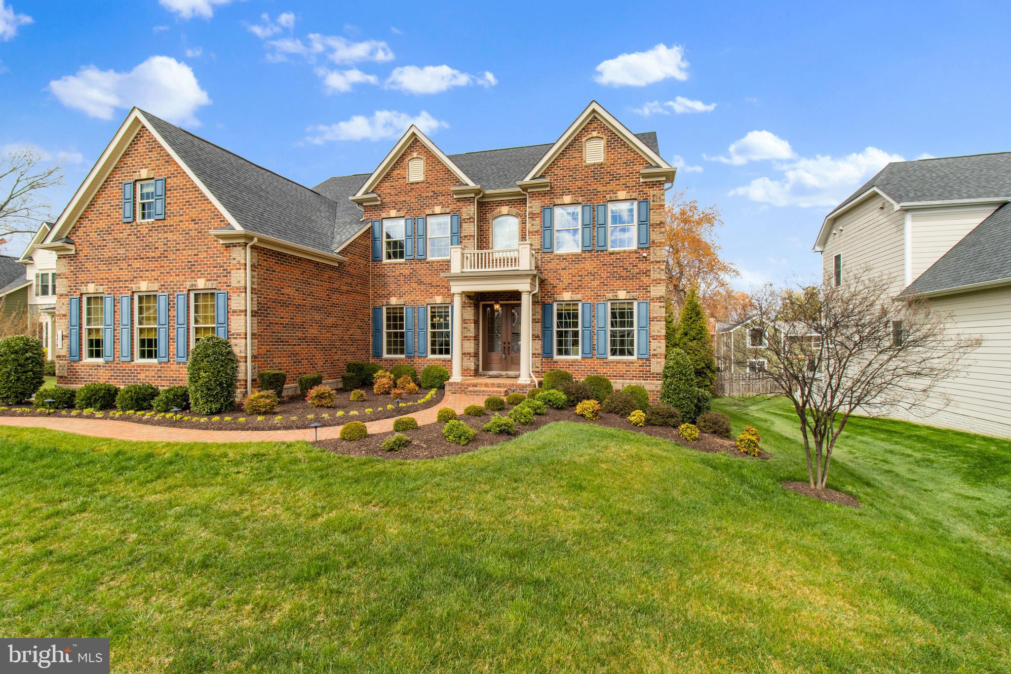 1384 Bishop Crest Ct