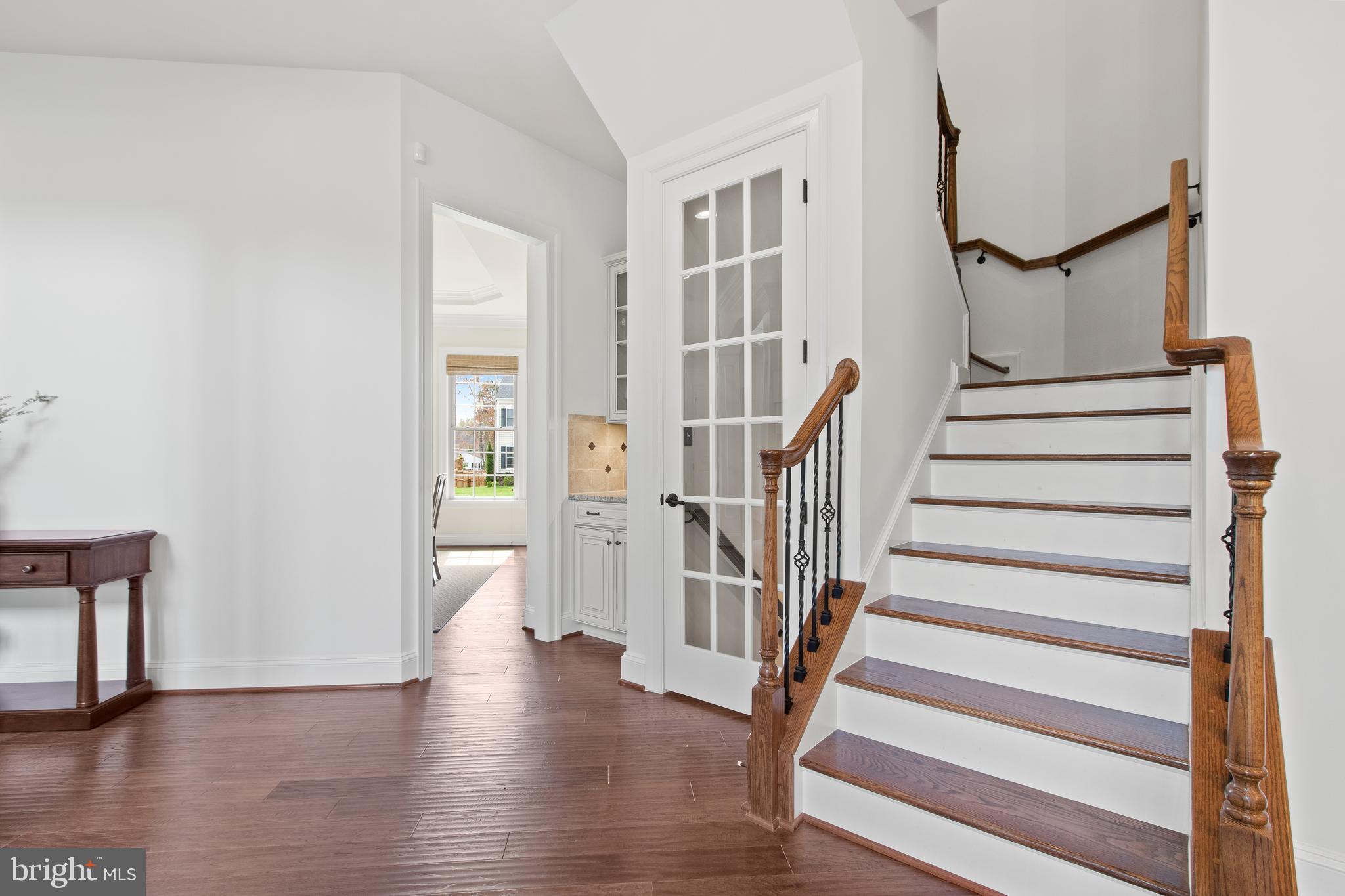 1384 Bishop Crest Ct