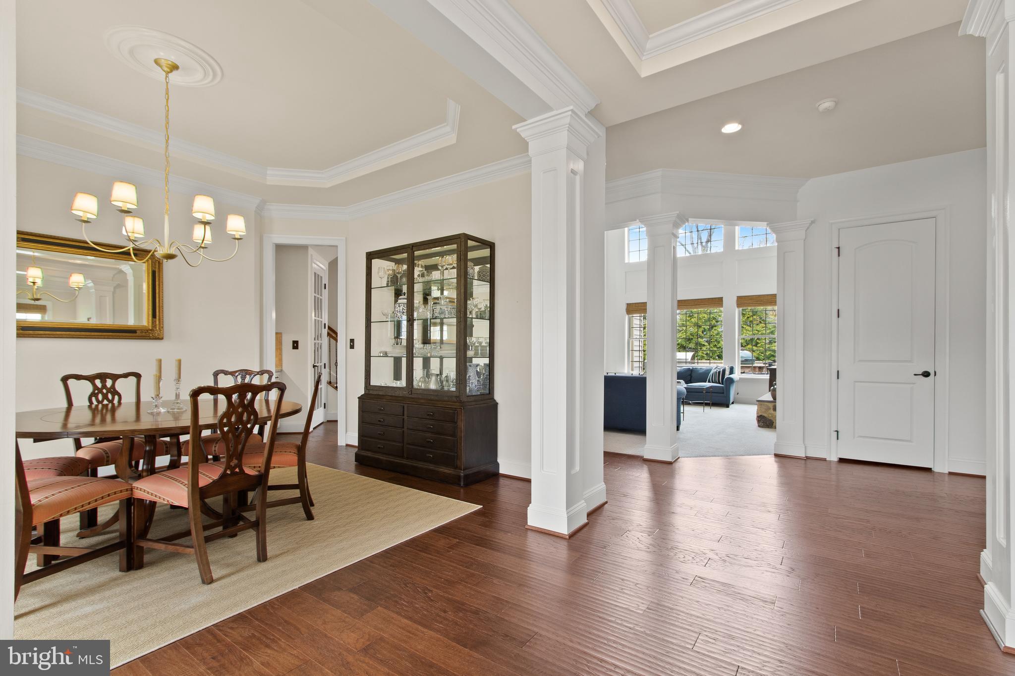1384 Bishop Crest Ct