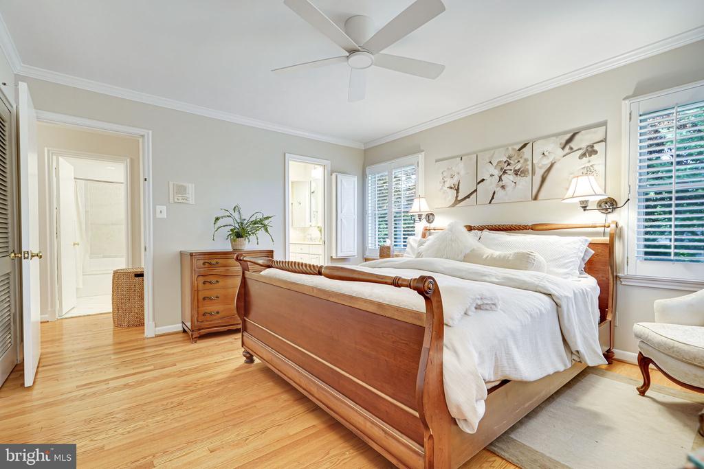 7401 Gatewood Ct