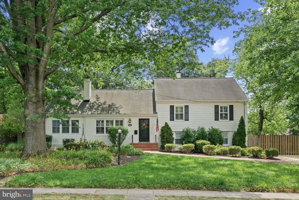 1001 Croton Dr