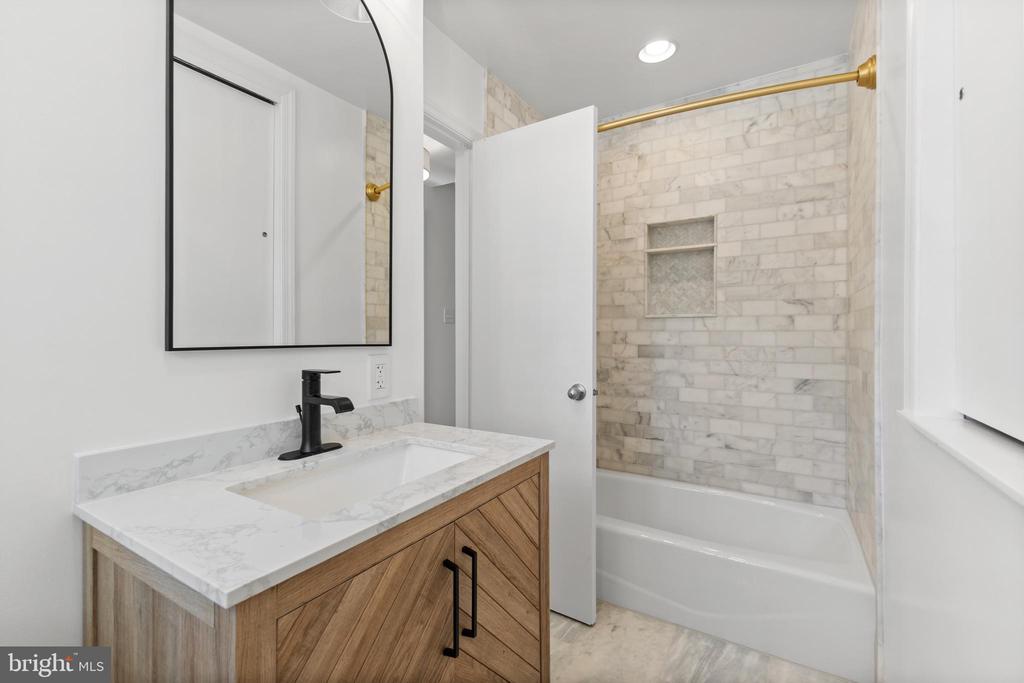 1106 Croton Dr