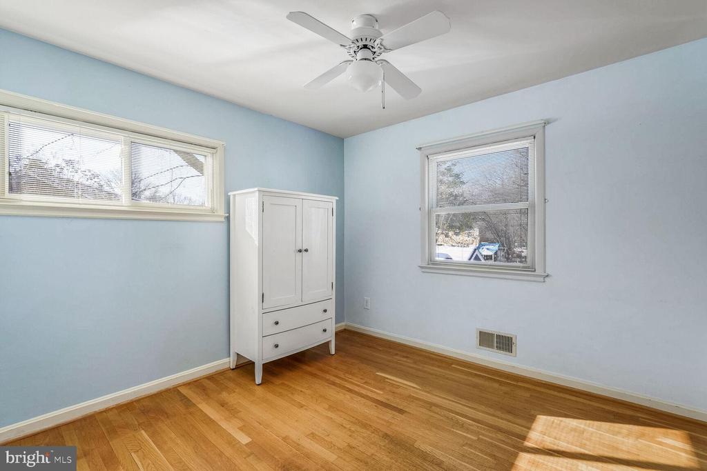1608 Trenton Dr