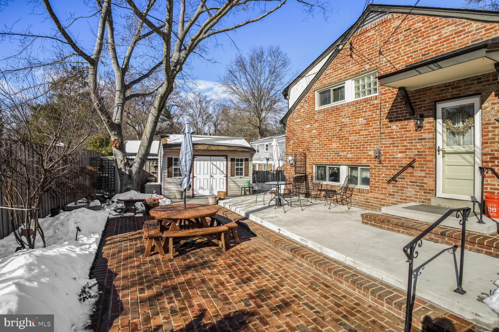 1608 Trenton Dr