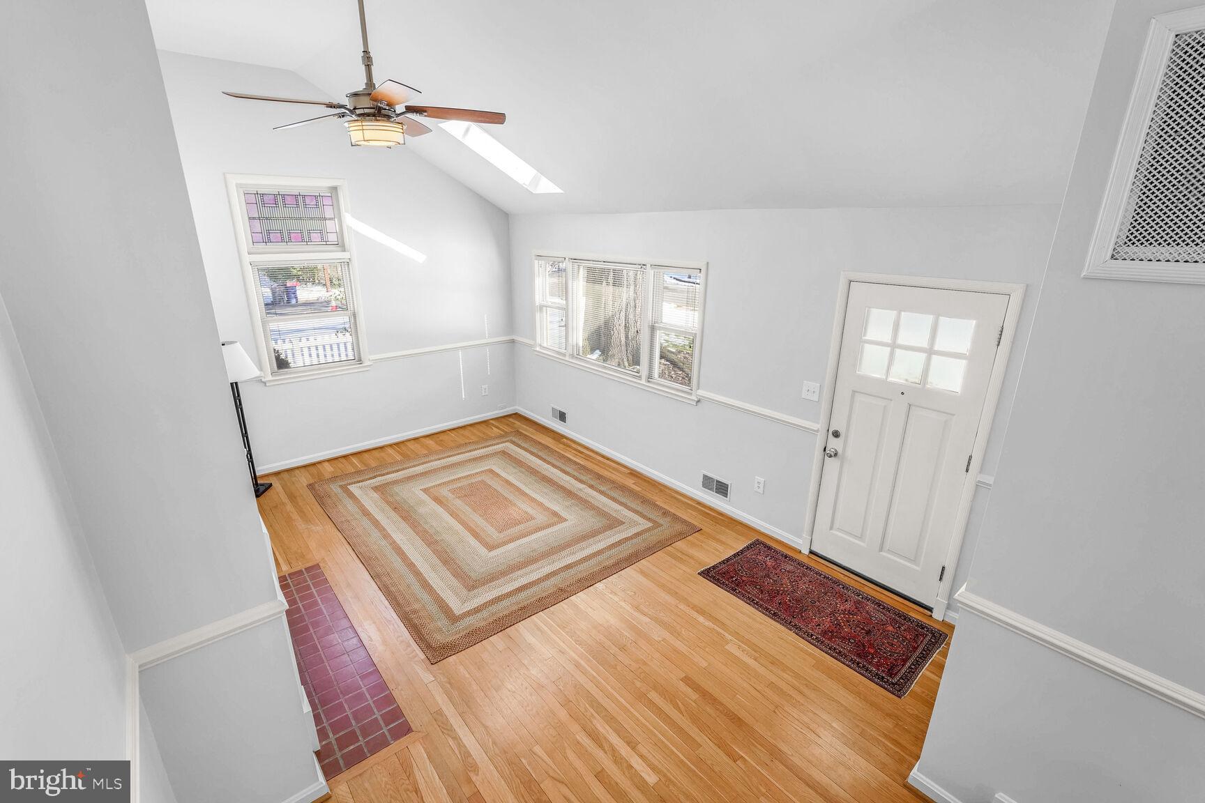 1608 Trenton Dr
