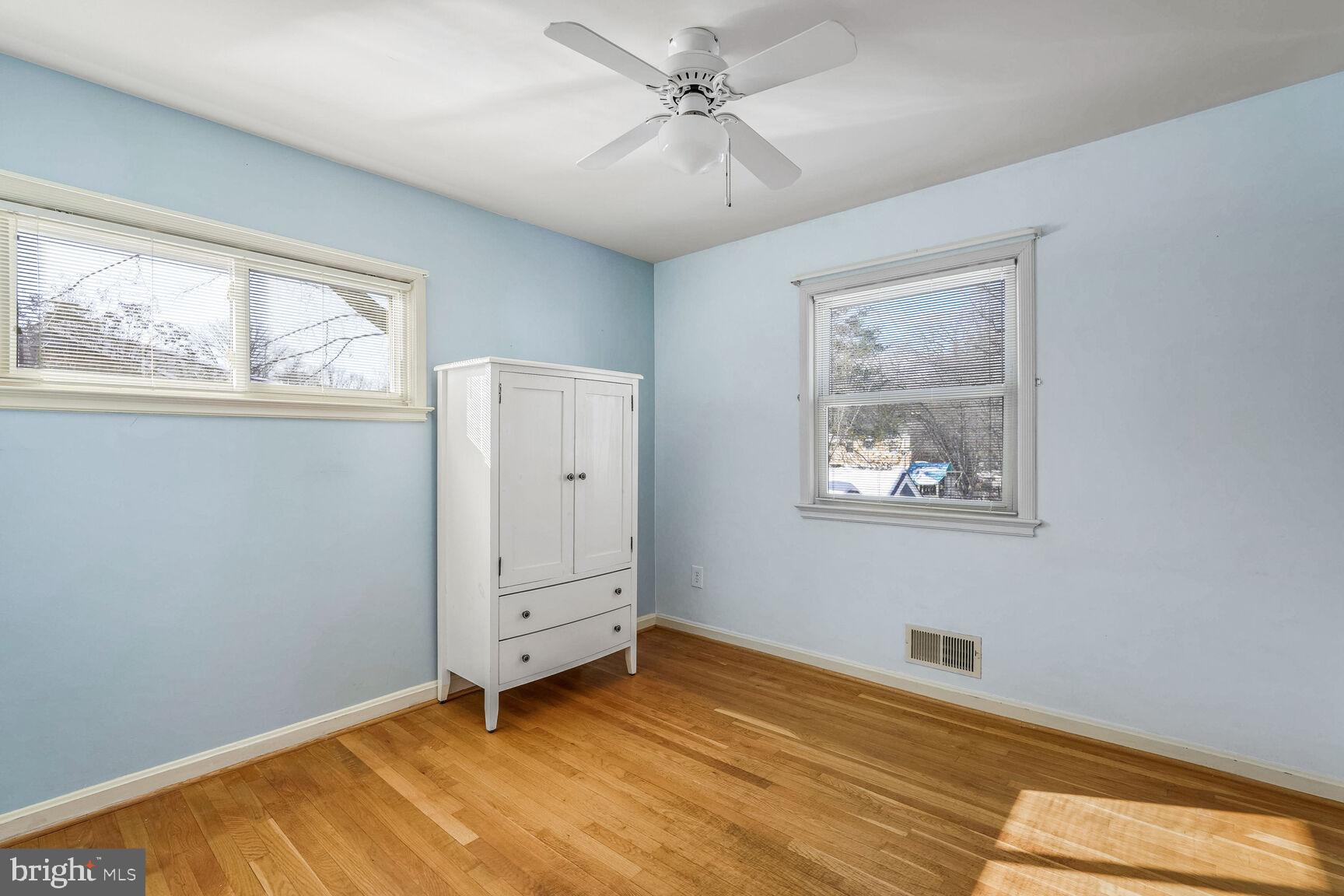 1608 Trenton Dr