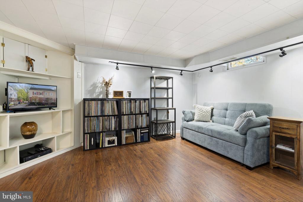 2307 Mary Baldwin Dr