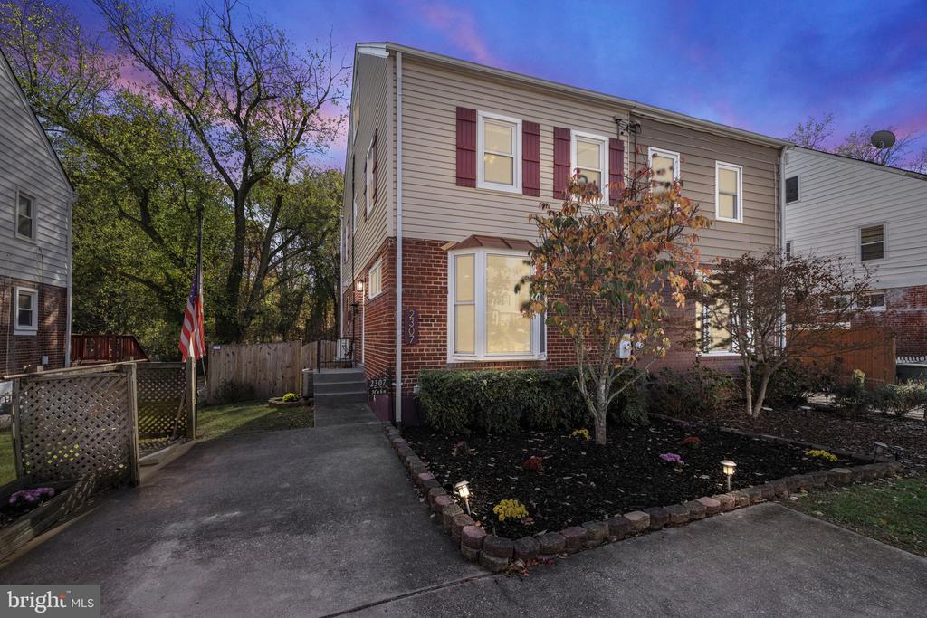 2307 Mary Baldwin Dr