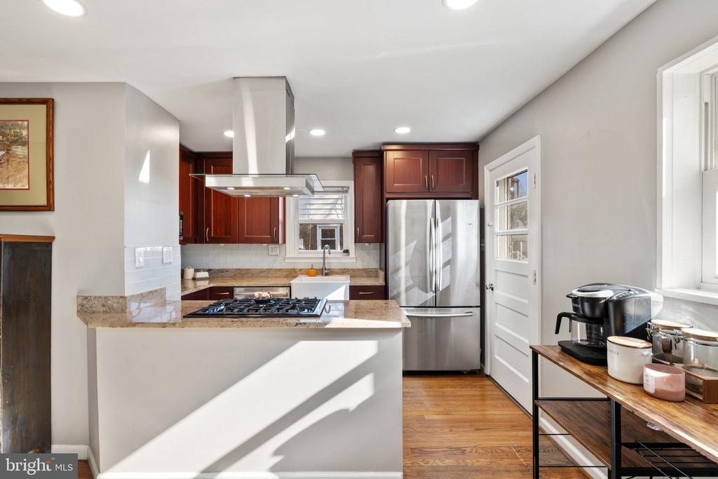 2307 Mary Baldwin Dr