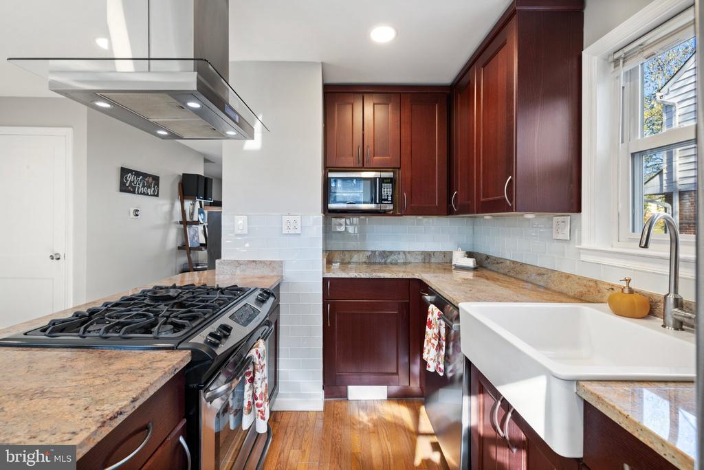 2307 Mary Baldwin Dr