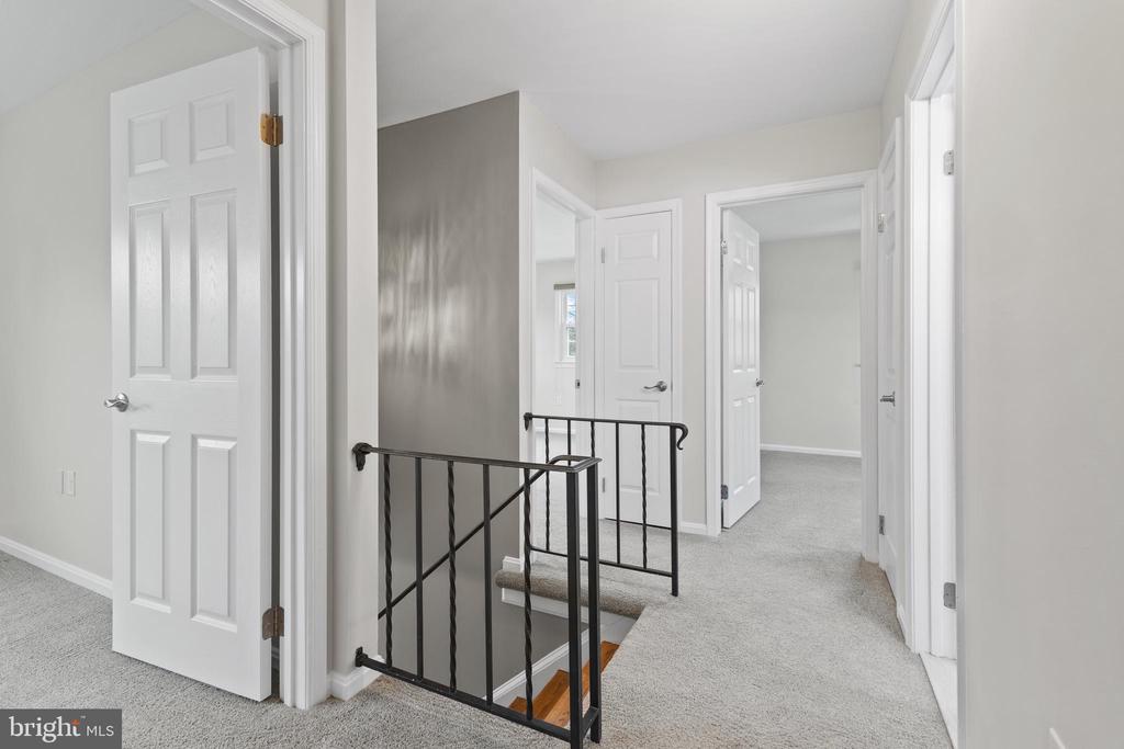 8031 Lynnfield Dr