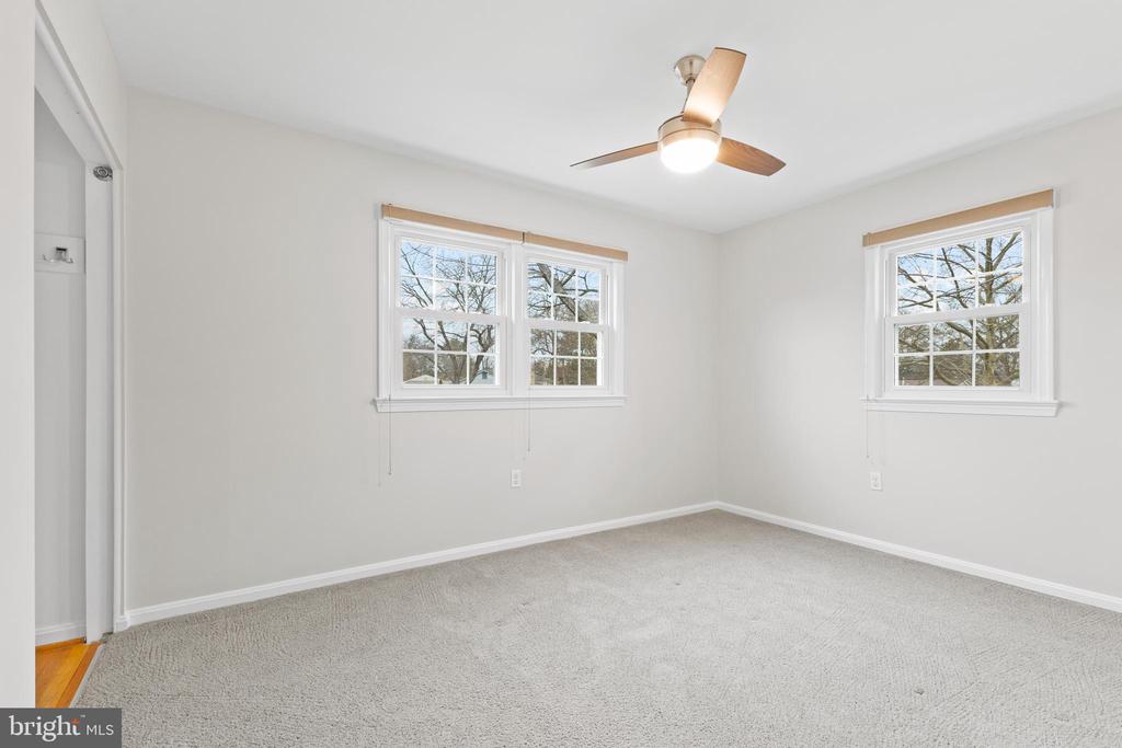 8031 Lynnfield Dr