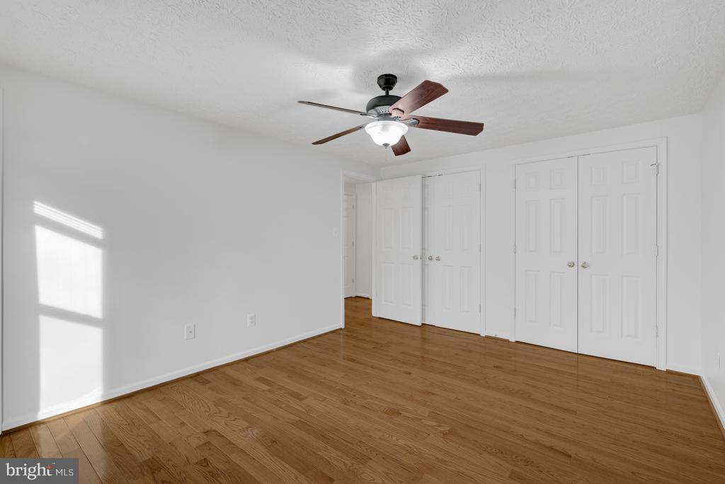 7606 Fallswood Way