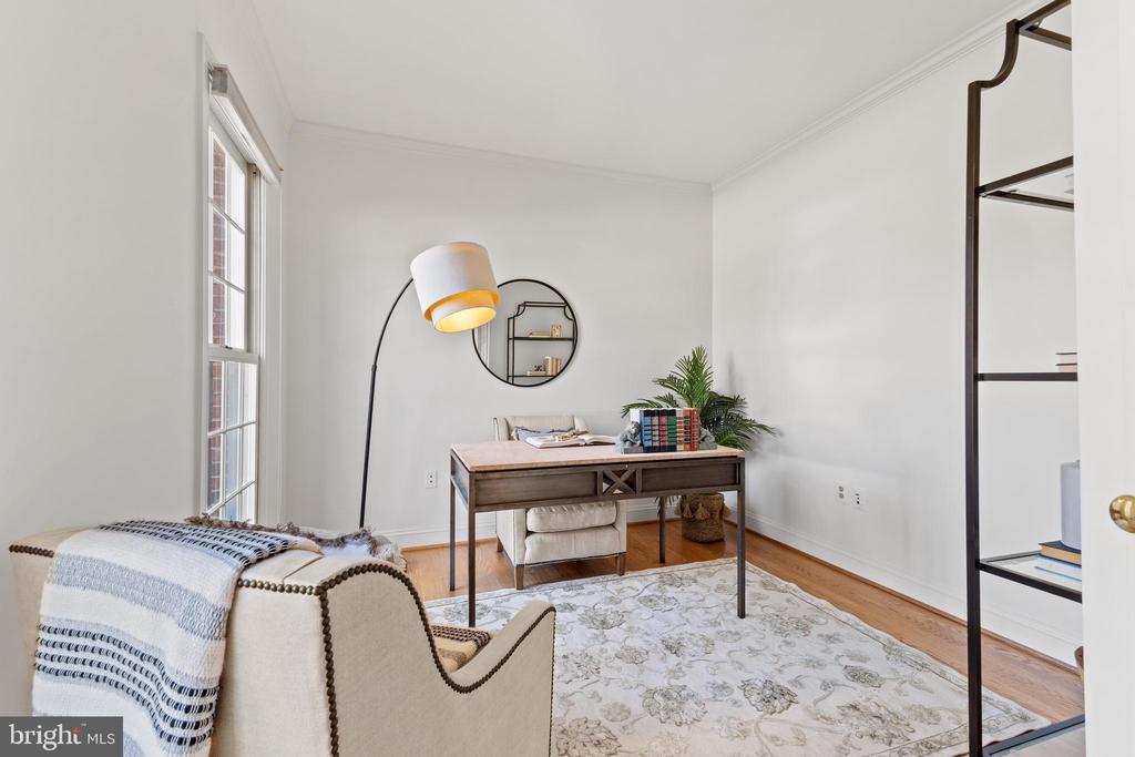 1611 Noral Pl