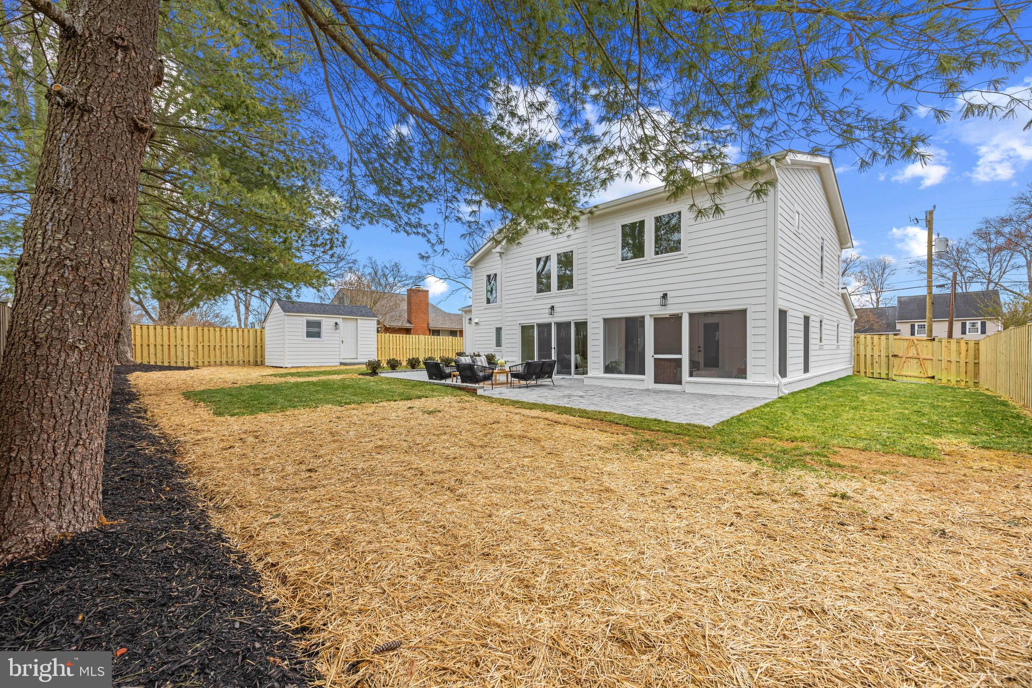 912 Waynewood Blvd