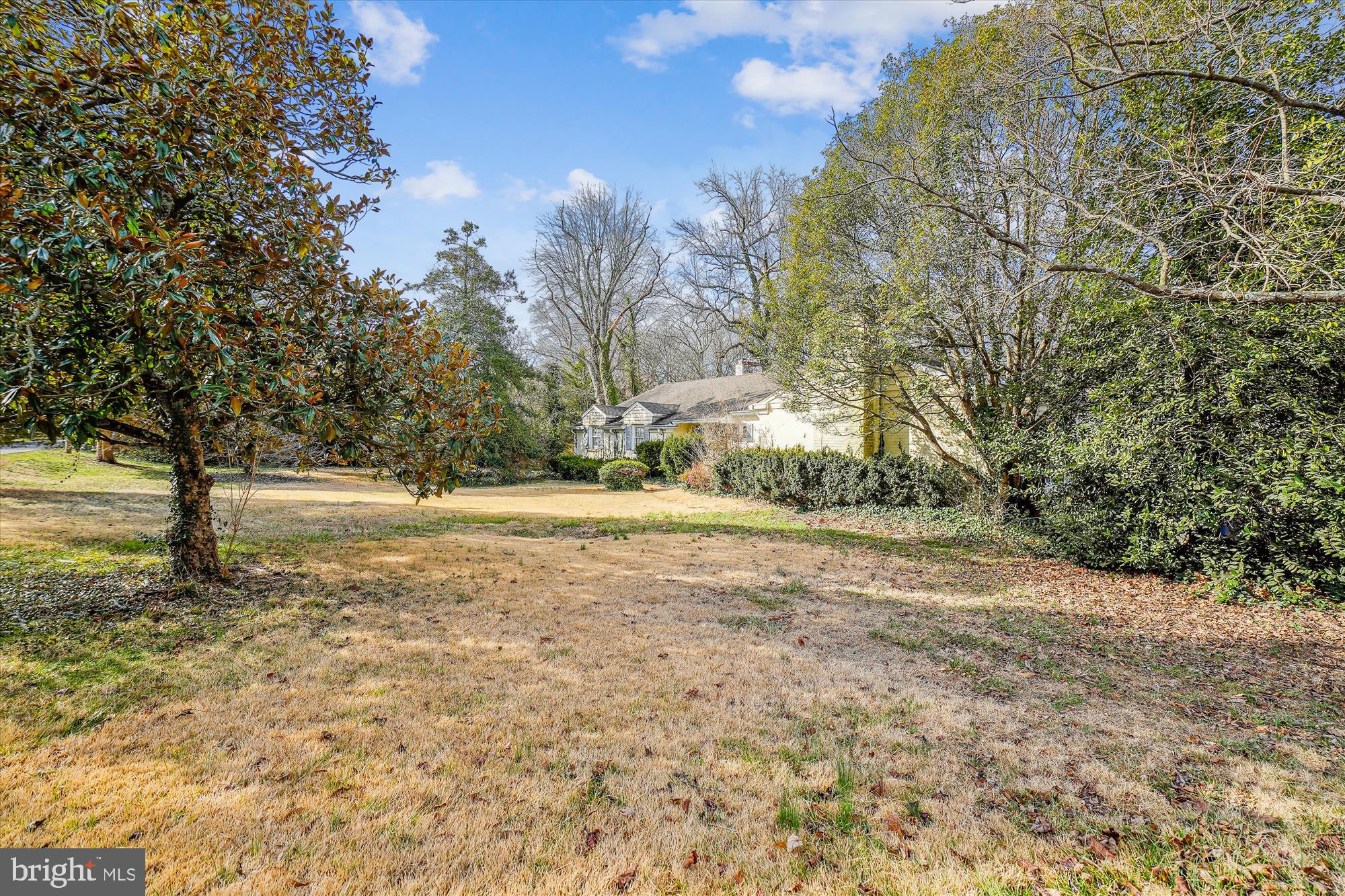 7816 W Boulevard Dr