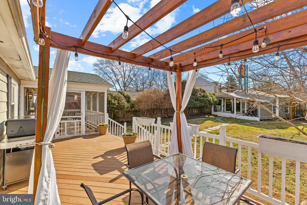 2429 Phillips Dr