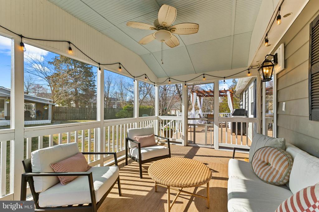 2429 Phillips Dr