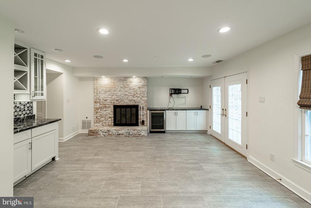 1734 Olde Towne Rd