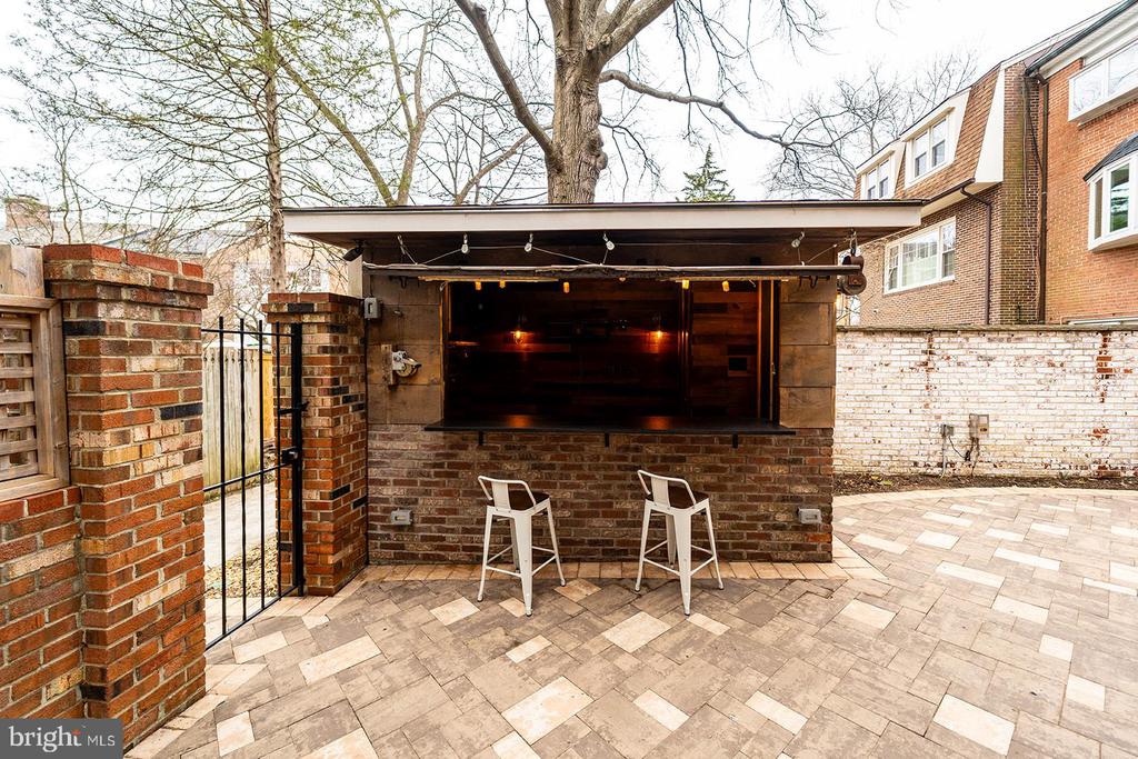 1734 Olde Towne Rd