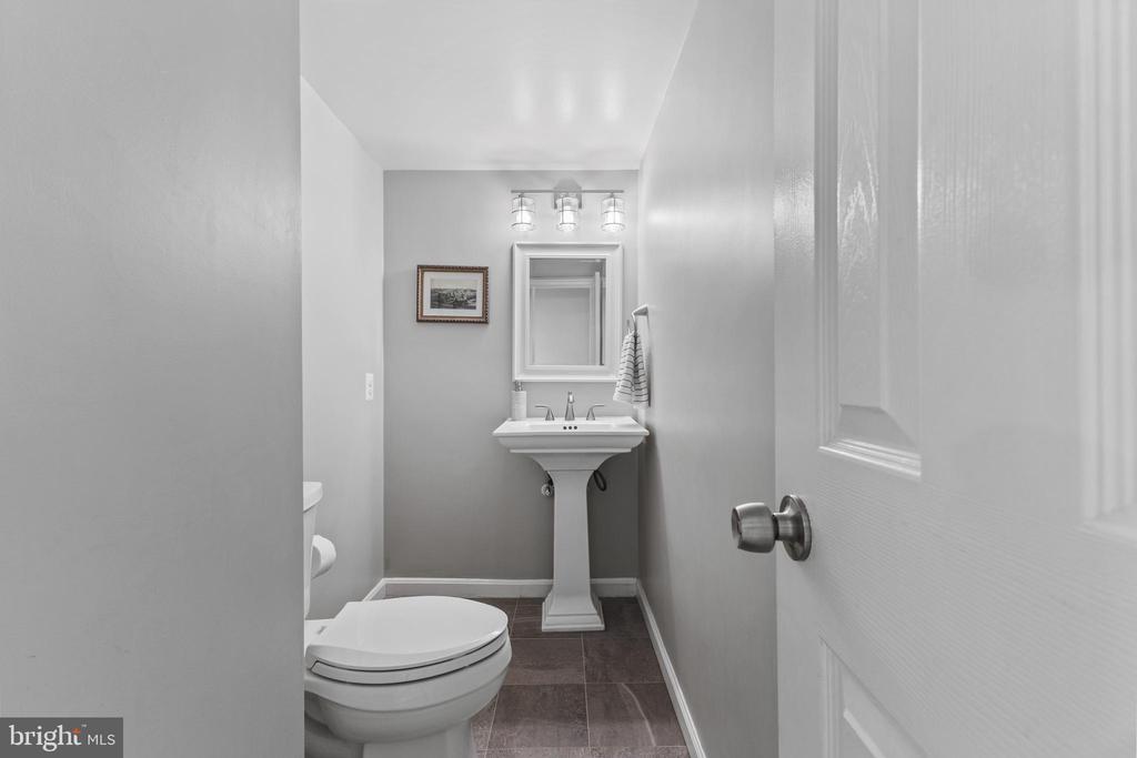 3719 Carriage House Ct