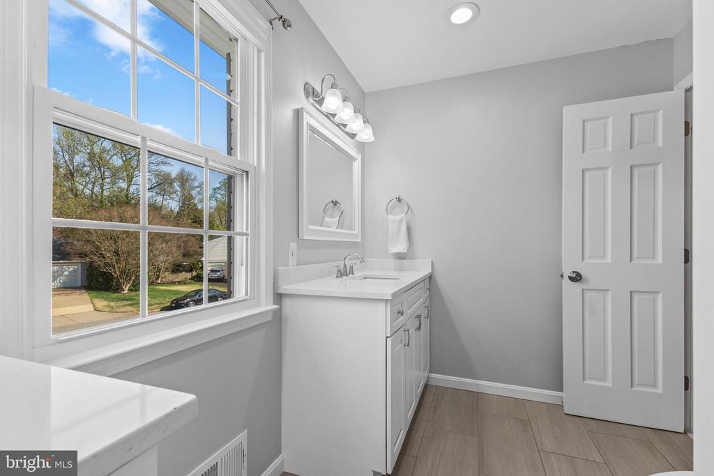 3719 Carriage House Ct