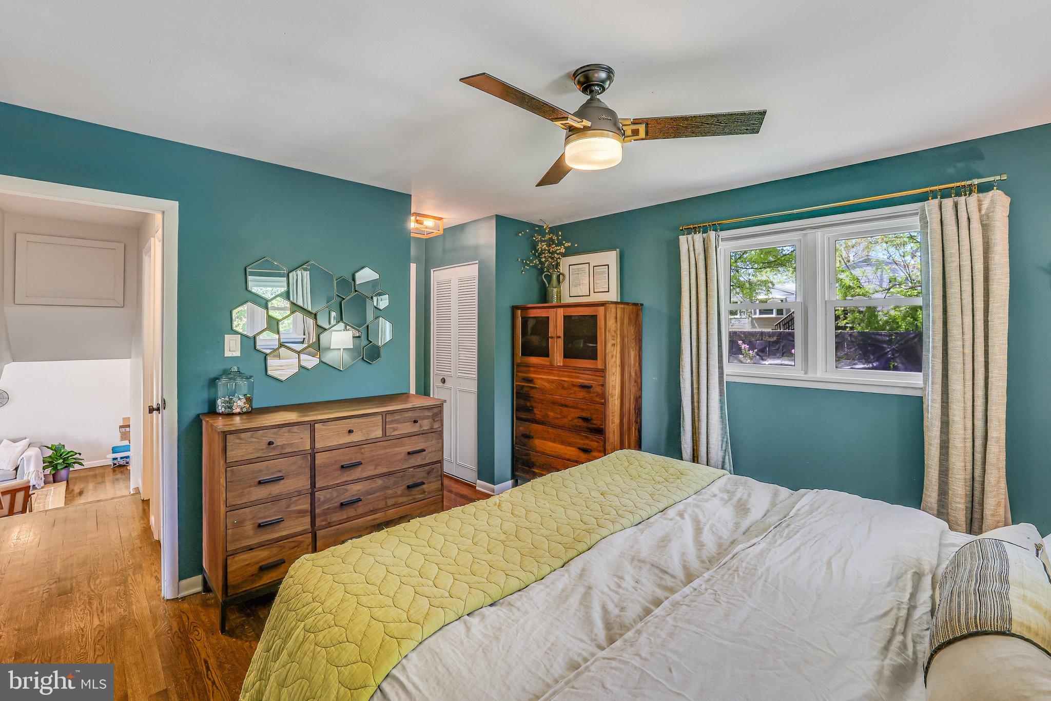 6122 Squire Ln