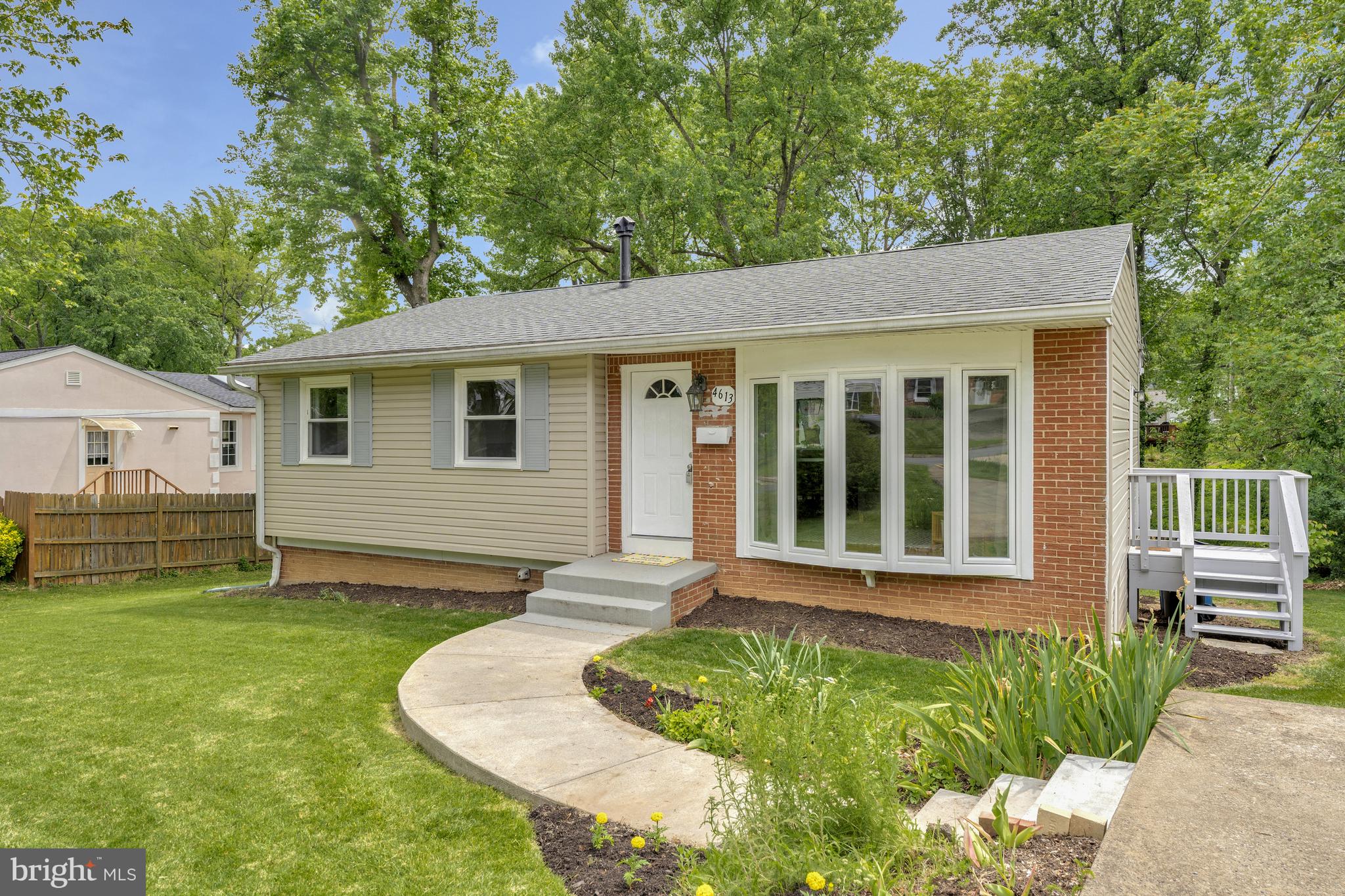4613 Tipton Ln