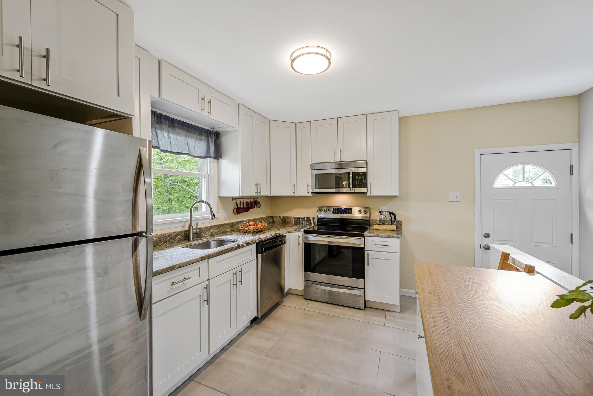 4613 Tipton Ln