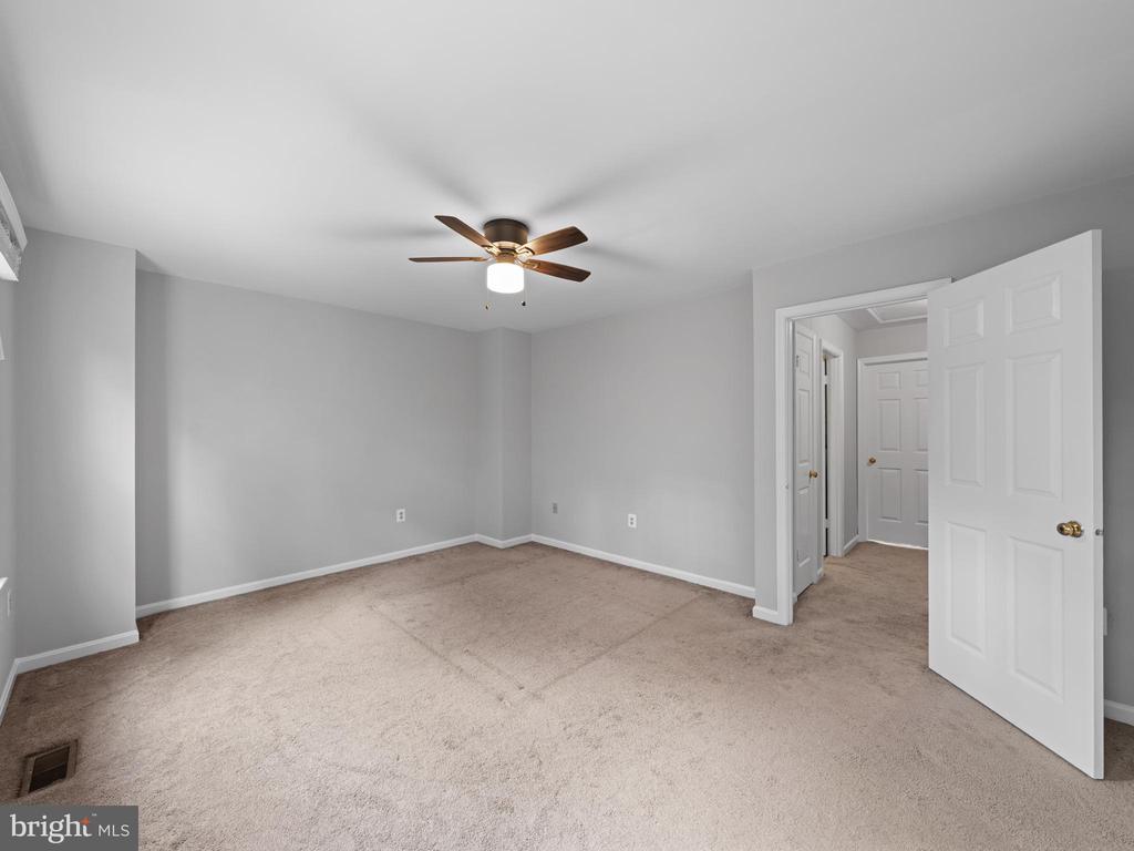 7466 TOWCHESTER CT