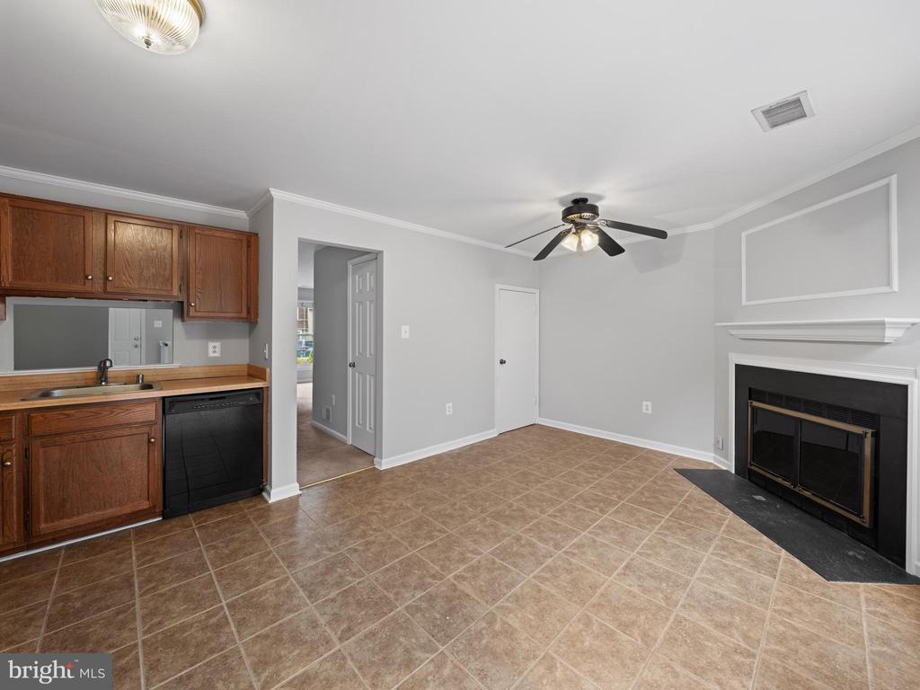 7466 TOWCHESTER CT