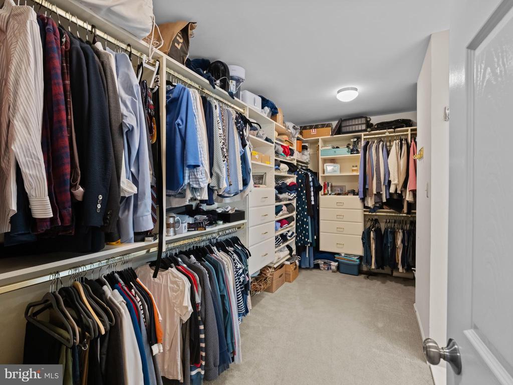 2200 Traies Ct