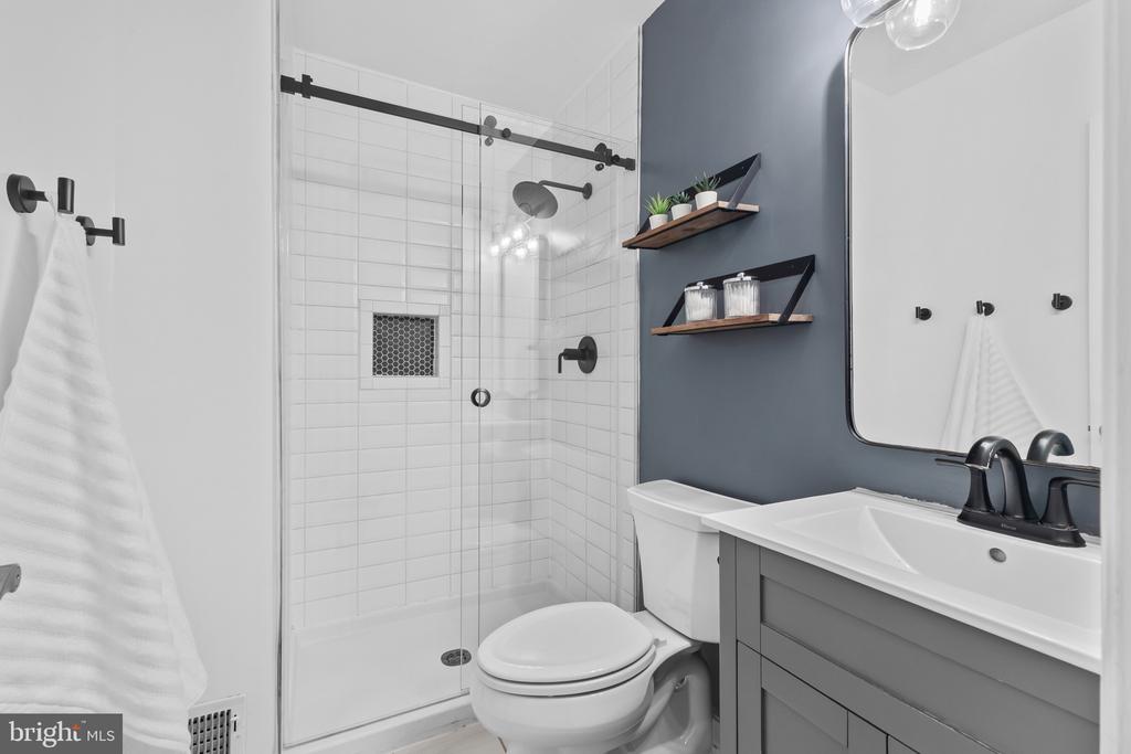 4328 Marjoram Ct