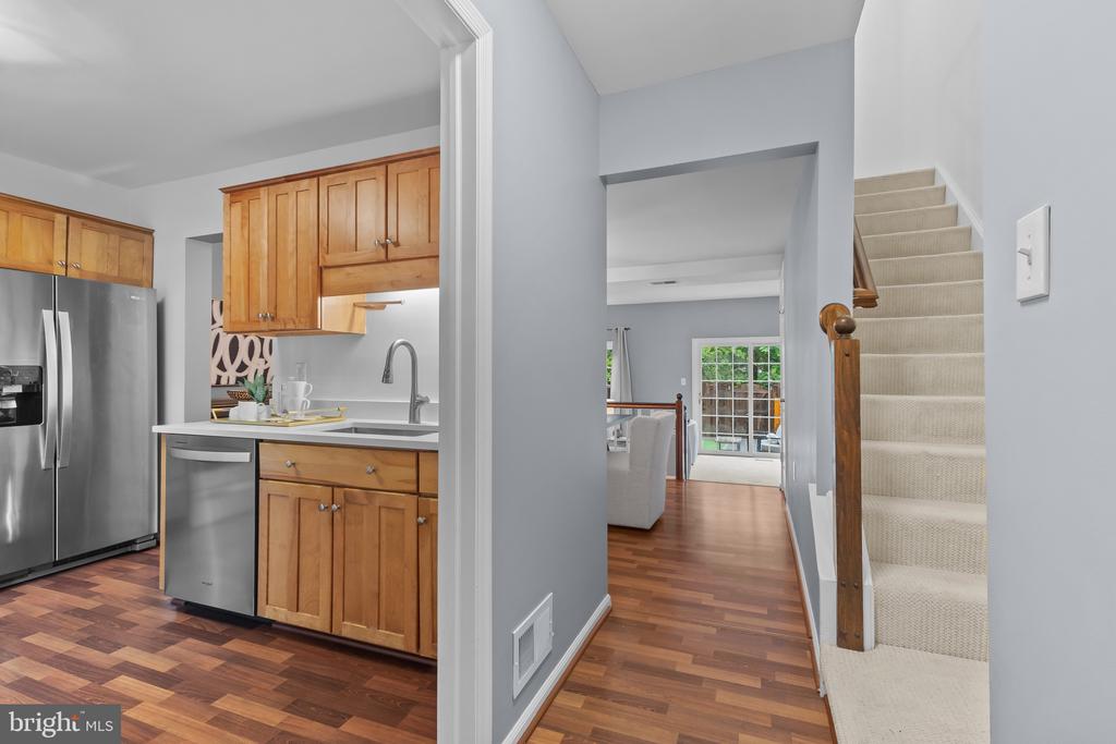 4328 Marjoram Ct