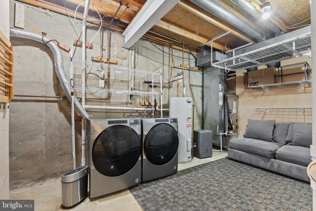 4328 Marjoram Ct