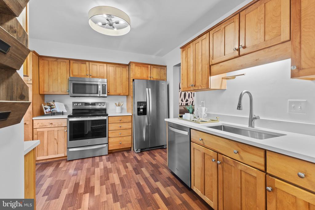 4328 Marjoram Ct